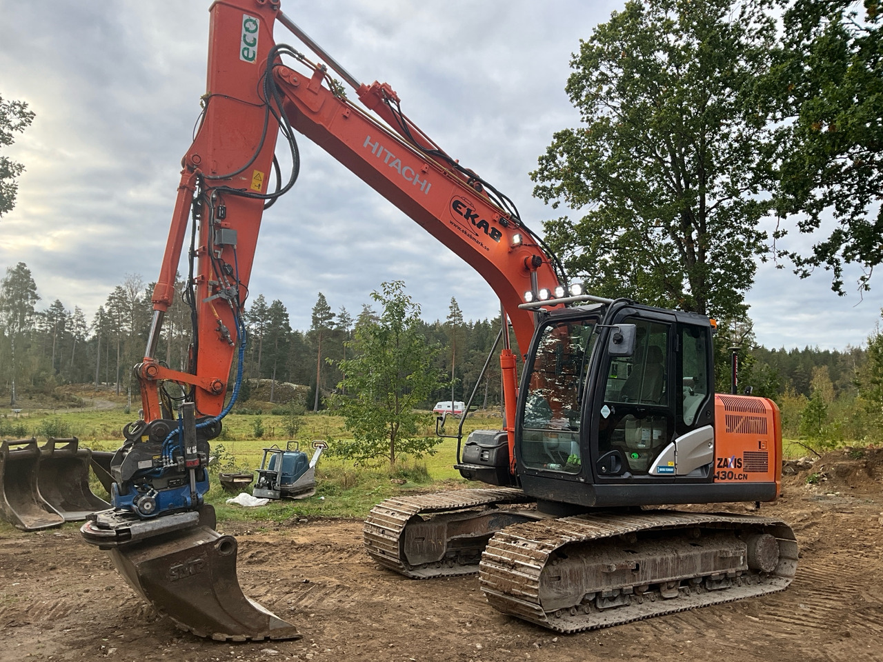 Hitachi ZX130LCN-5B - Excavadora: foto 1 Hitachi ZX130LCN-5B - Excavadora: foto 1