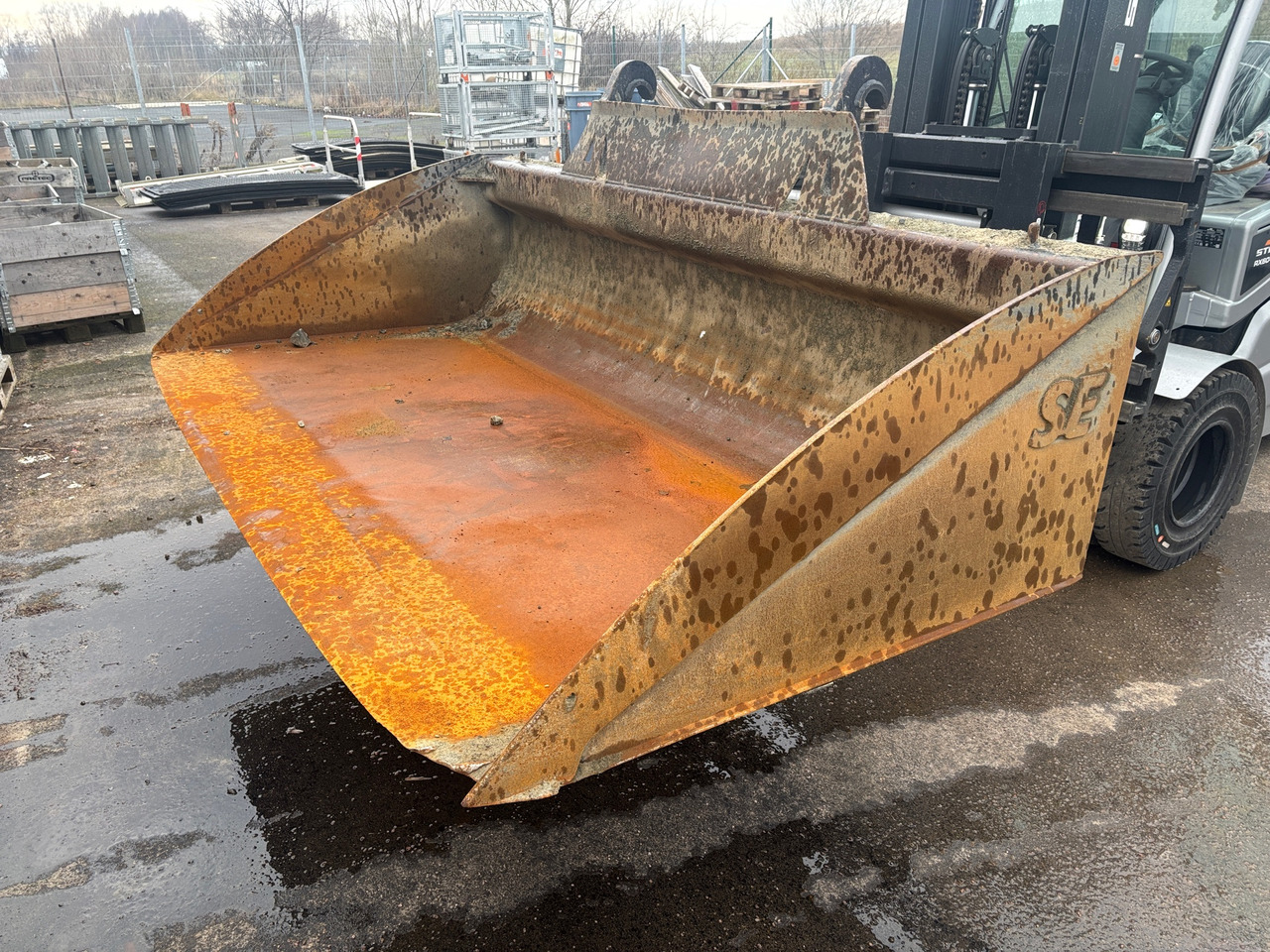 SE Equipment 101261 / 1790 Liter - Cazo: foto 1 SE Equipment 101261 / 1790 Liter - Cazo: foto 1