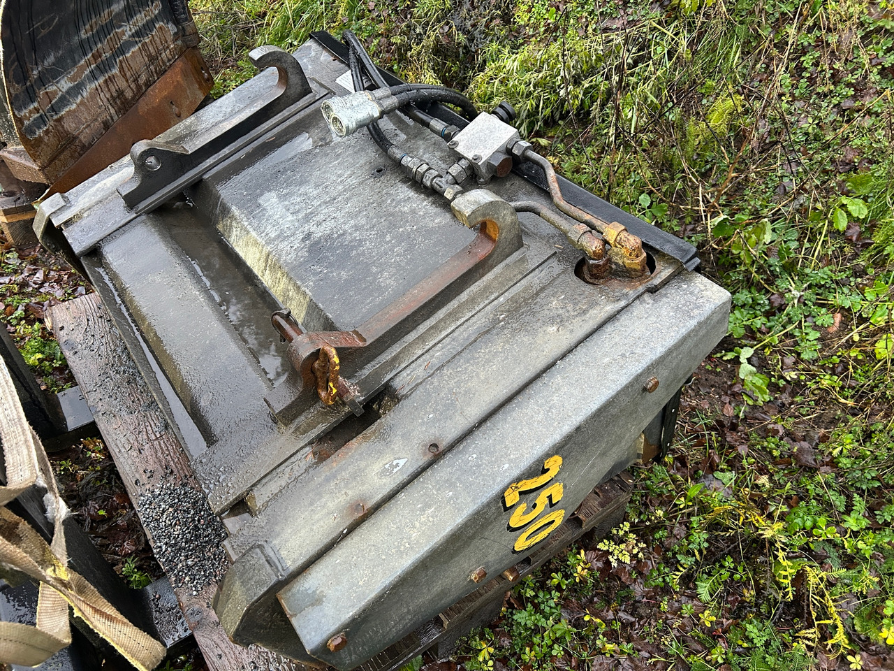 Vilakone Oy - Esparcidor de sal: foto 1 Vilakone Oy - Esparcidor de sal: foto 1