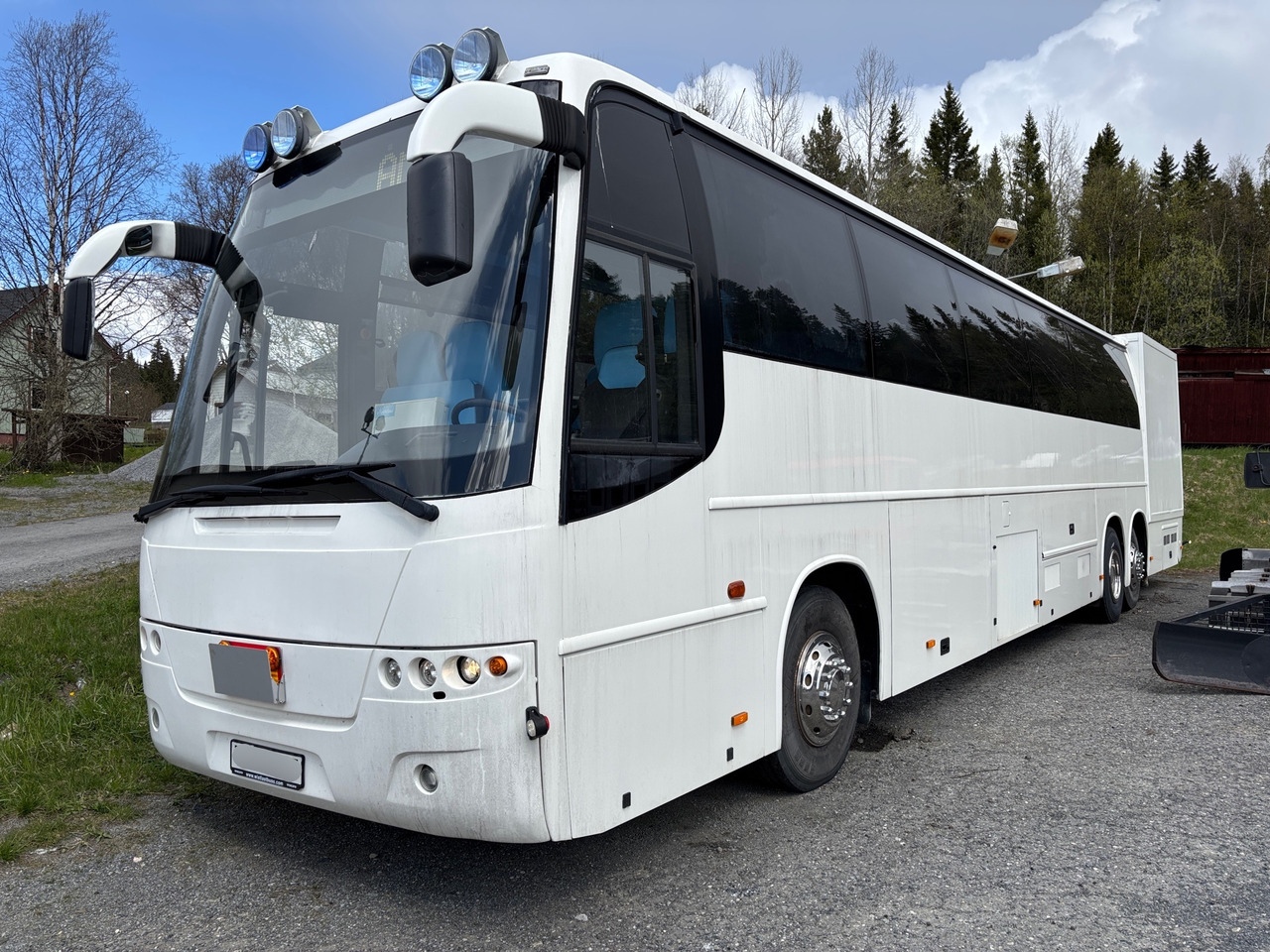 Volvo B12M 6x2/9700H - Minibús, Furgoneta de pasajeros: foto 1 Volvo B12M 6x2/9700H - Minibús, Furgoneta de pasajeros: foto 1