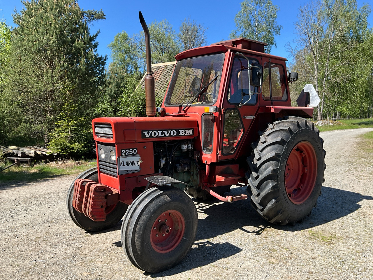 Volvo BM 2250 - Tractor: foto 1 Volvo BM 2250 - Tractor: foto 1