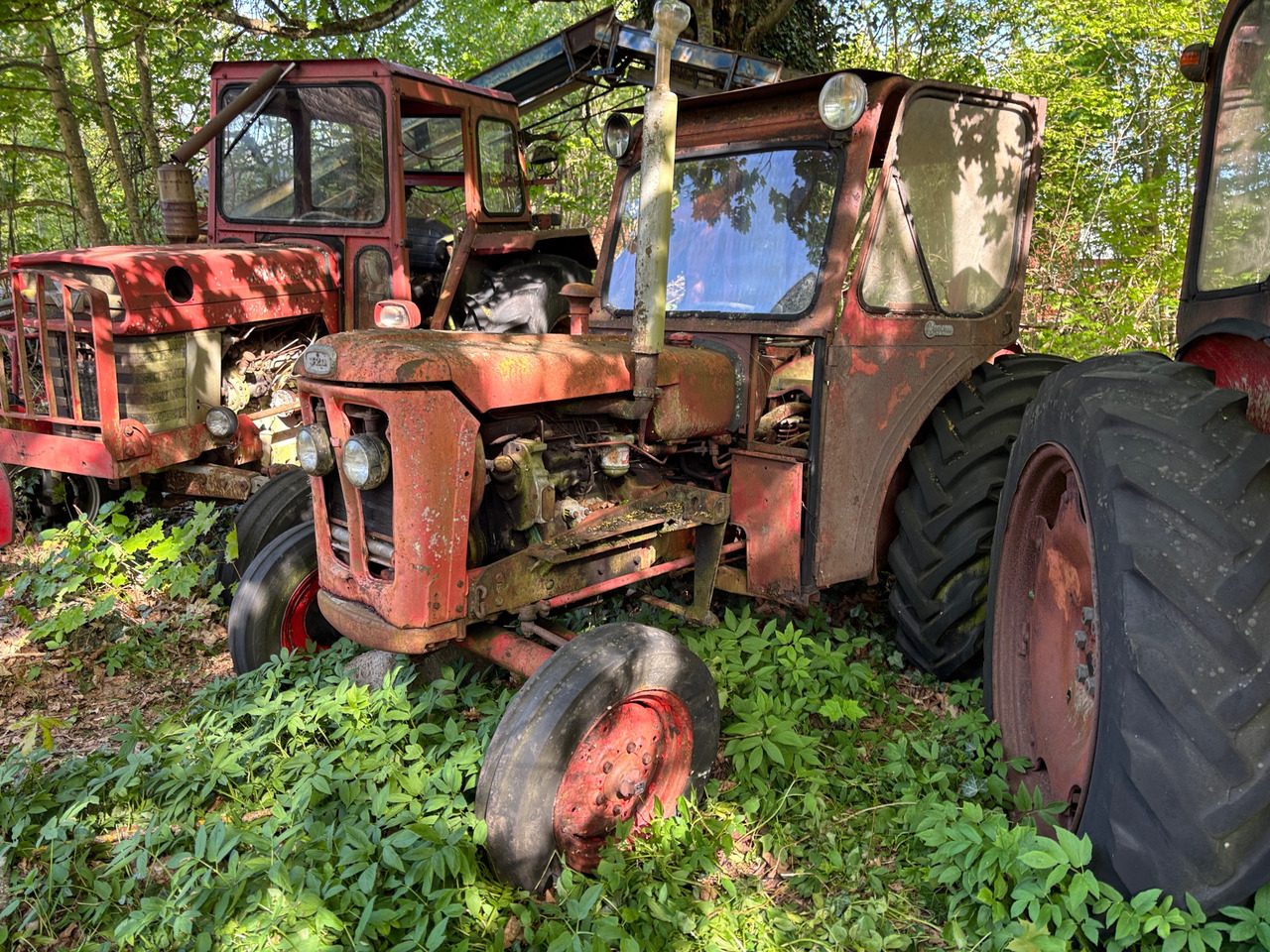 Volvo BM 320 - Tractor: foto 1 Volvo BM 320 - Tractor: foto 1