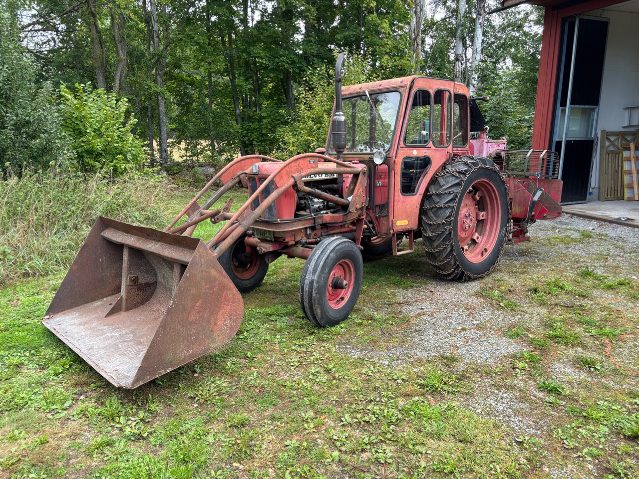 Volvo BM 400 - Tractor: foto 1 Volvo BM 400 - Tractor: foto 1
