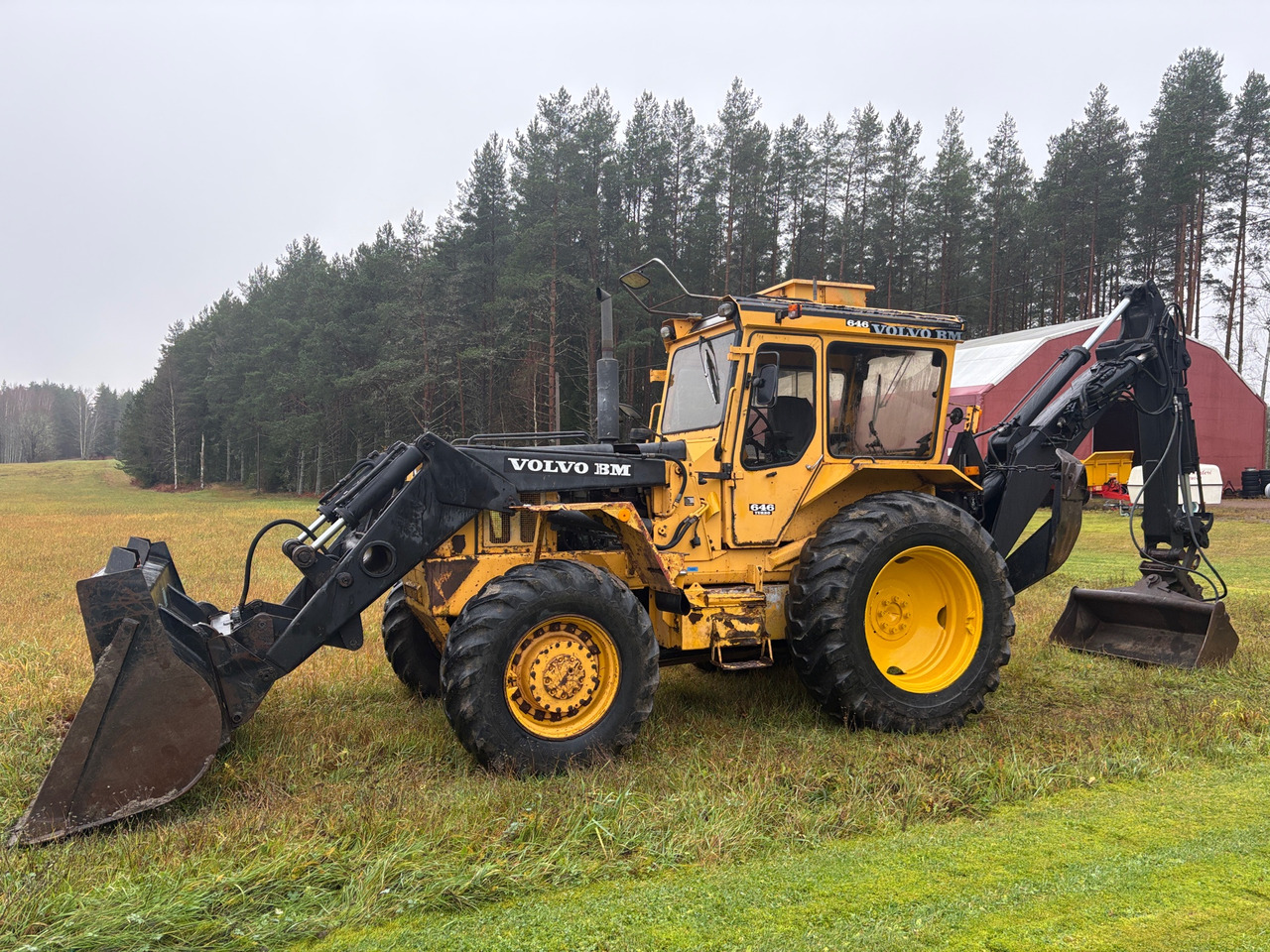 Volvo BM 646 - Retroexcavadora: foto 1 Volvo BM 646 - Retroexcavadora: foto 1