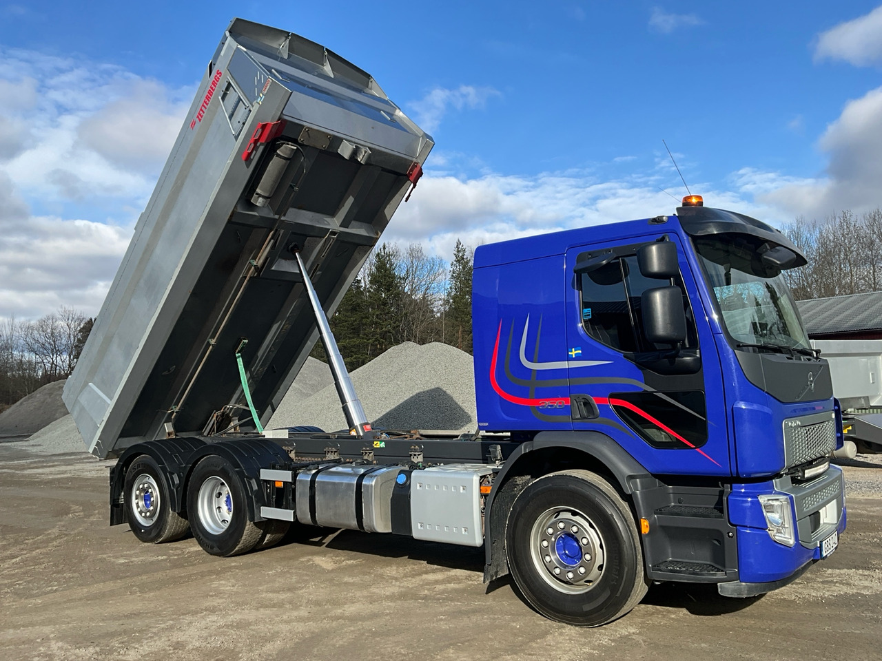 Volvo FE 350 - Camión volquete: foto 1 Volvo FE 350 - Camión volquete: foto 1
