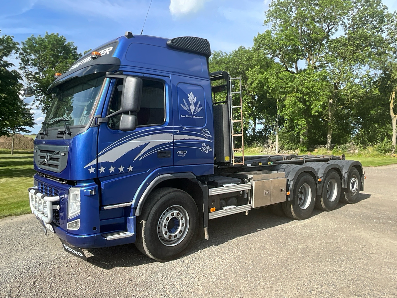 Volvo FM13 Euro 5 - Camión multibasculante: foto 1 Volvo FM13 Euro 5 - Camión multibasculante: foto 1