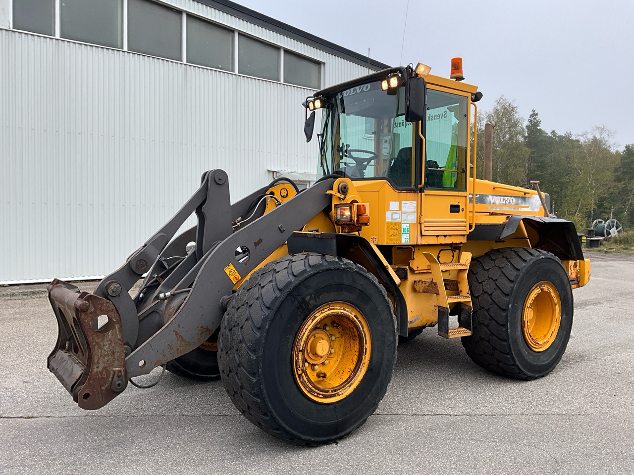 Volvo L70C - Cargadora de ruedas: foto 1 Volvo L70C - Cargadora de ruedas: foto 1