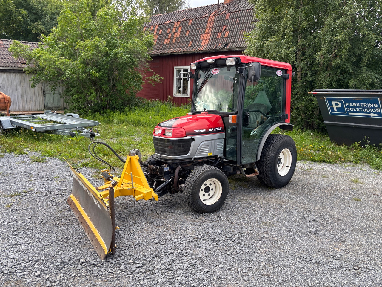Yanmar EF235 - Tractor: foto 1 Yanmar EF235 - Tractor: foto 1