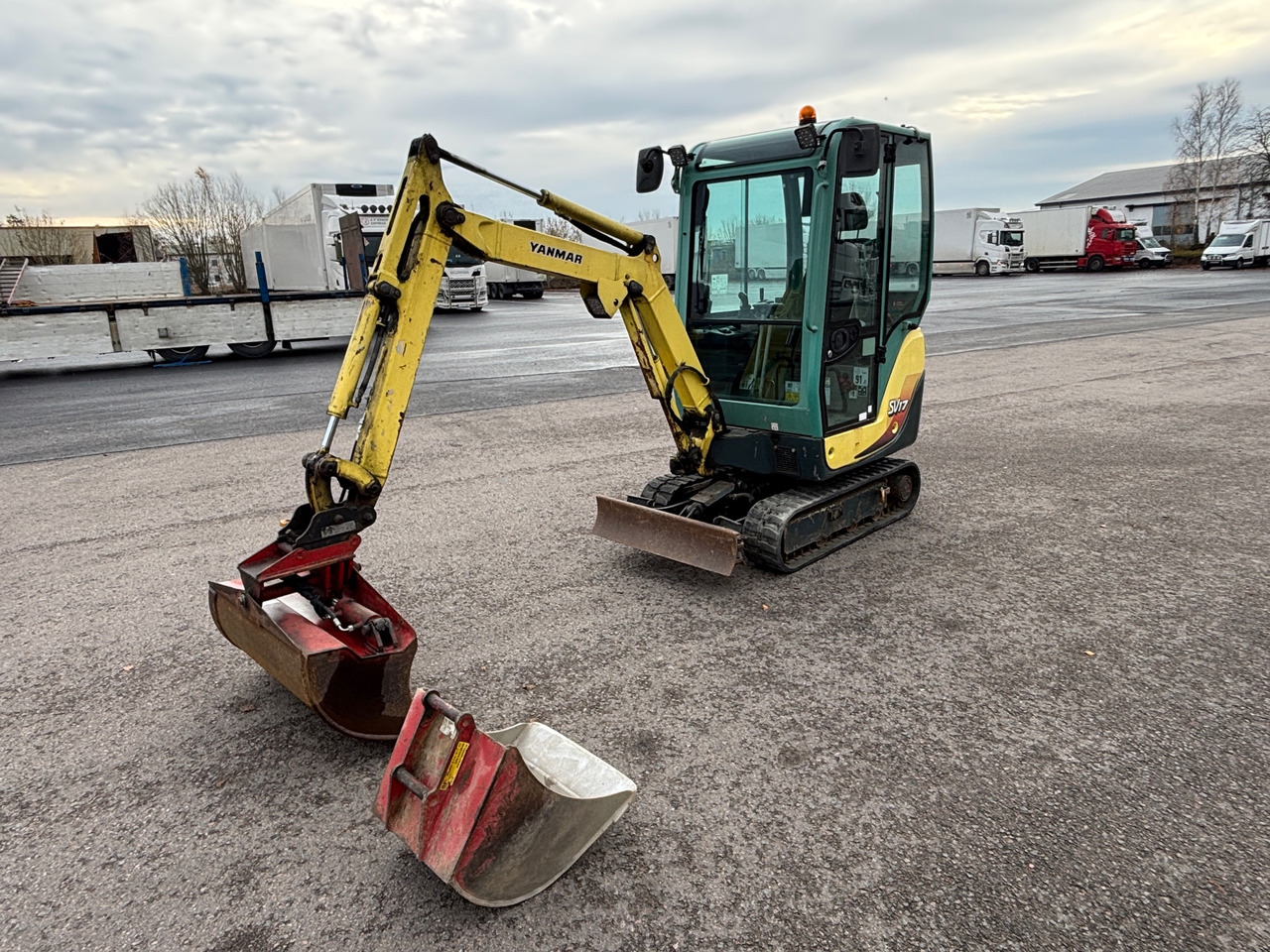 Yanmar SV17-EX - Excavadora: foto 1 Yanmar SV17-EX - Excavadora: foto 1
