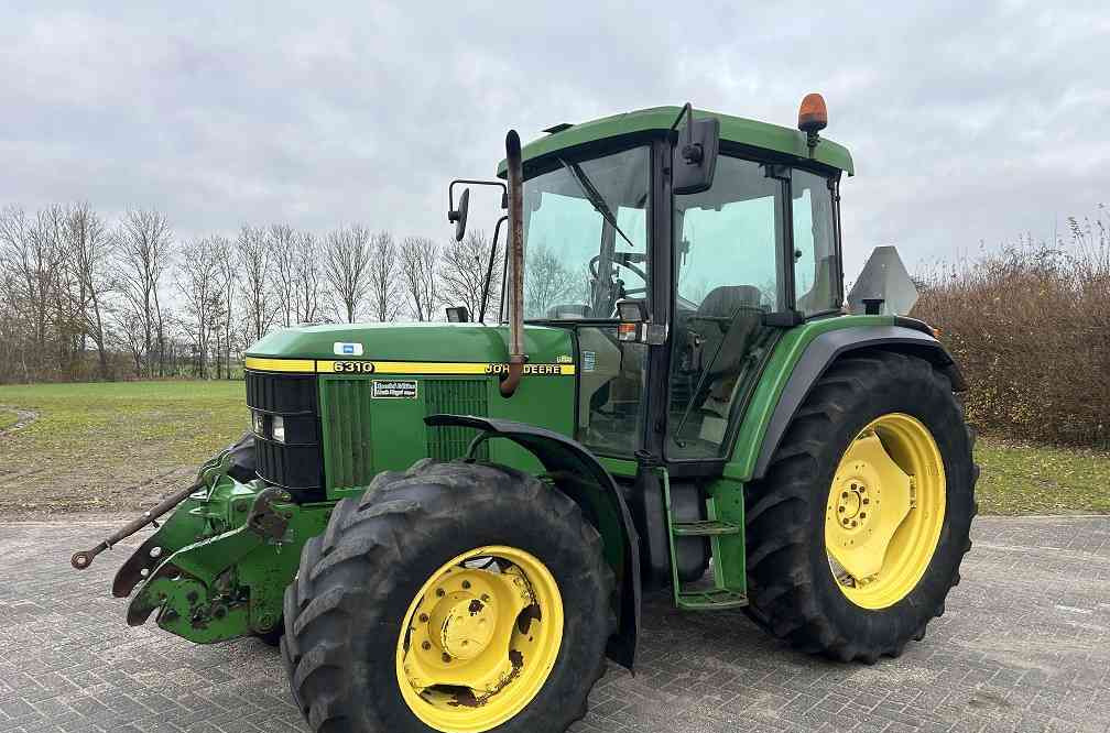 John Deere 6310, fronthef + pto - Tractor: foto 1 John Deere 6310, fronthef + pto - Tractor: foto 1