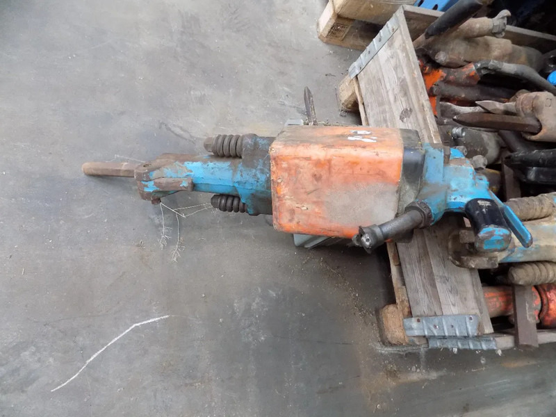 Atlas-Copco luchthamer breekhamer-luchthamer - Compresor de aire: foto 4 Atlas-Copco luchthamer breekhamer-luchthamer - Compresor de aire: foto 4