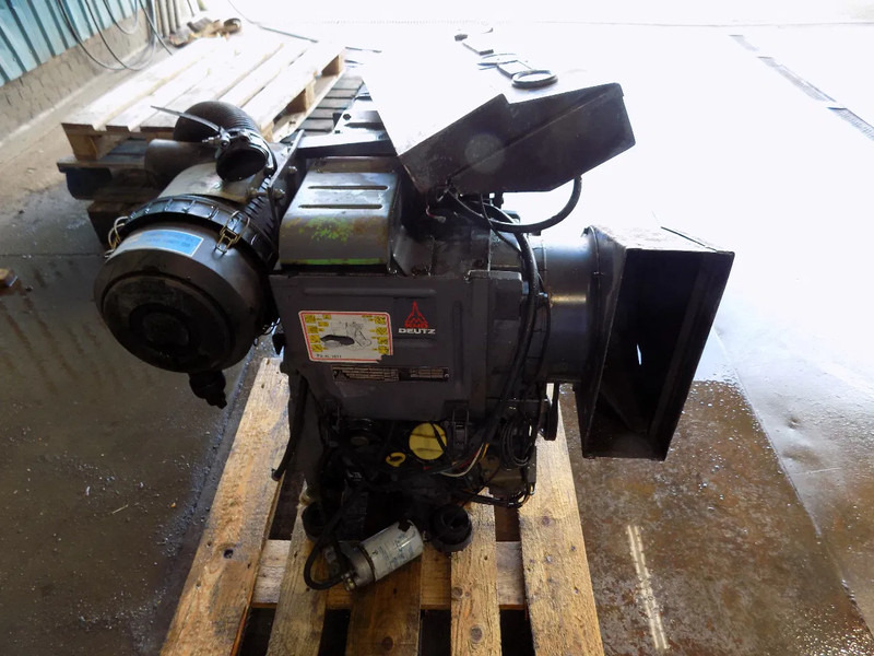 Deutz 1011 2 cillinder fur atlas copco - Compresor de aire: foto 1 Deutz 1011 2 cillinder fur atlas copco - Compresor de aire: foto 1