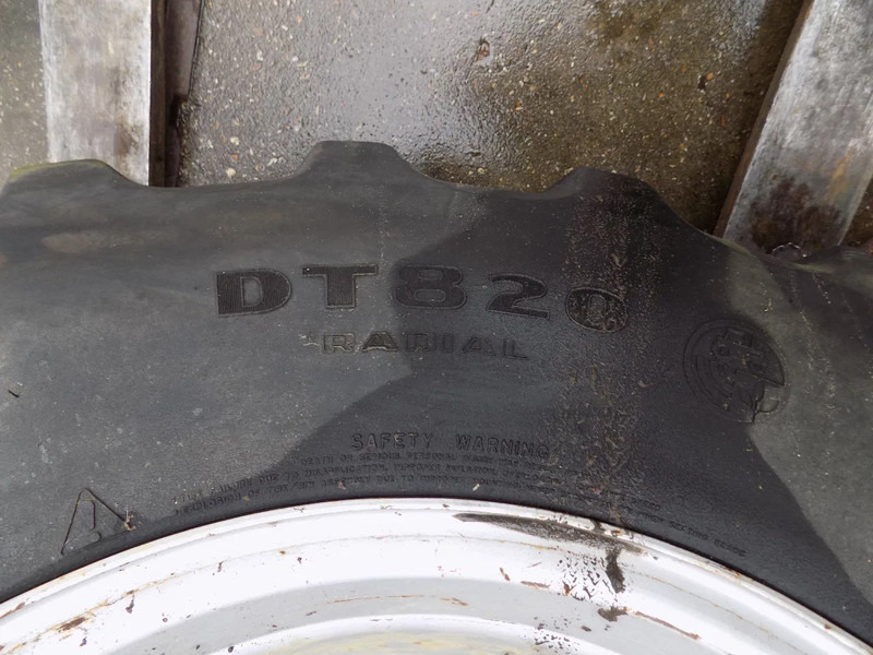 GOOD YEAR banden met velg good year banden met velg 540/65 R 24 - Cosechadora de granos: foto 4 GOOD YEAR banden met velg good year banden met velg 540/65 R 24 - Cosechadora de granos: foto 4