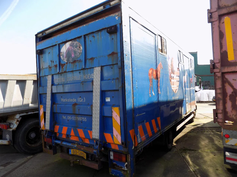 Iveco ML100E15 - Camión caja cerrada: foto 4 Iveco ML100E15 - Camión caja cerrada: foto 4