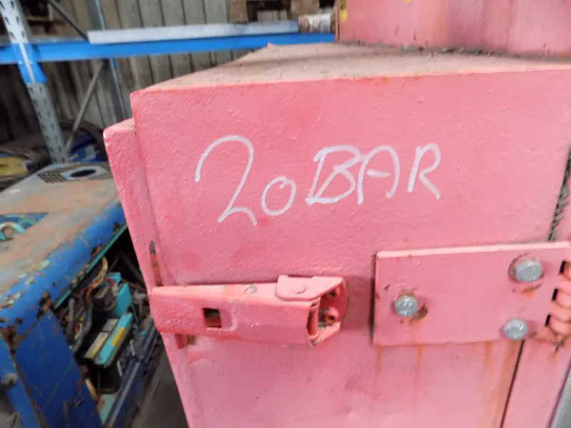 Scania compressor 20 bar scania compressor 20 bar met generator - Compresor de aire: foto 4 Scania compressor 20 bar scania compressor 20 bar met generator - Compresor de aire: foto 4