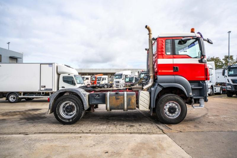 MAN TGS 18.440 BLS 4x4 (+cardan) - Cabeza tractora: foto 3 MAN TGS 18.440 BLS 4x4 (+cardan) - Cabeza tractora: foto 3