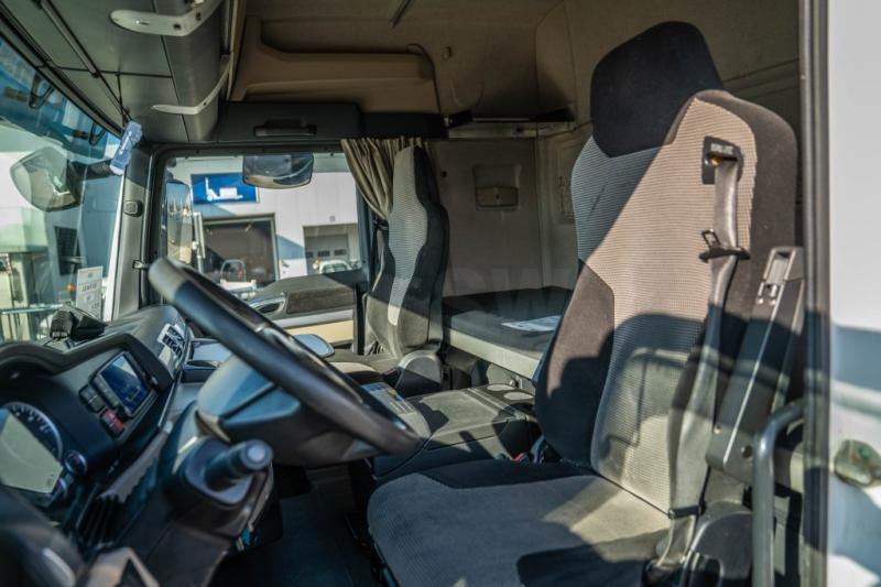 Cabeza tractora MAN TGX 18.460 XLX BLS -INTARDER-ADR: foto 9 Cabeza tractora MAN TGX 18.460 XLX BLS -INTARDER-ADR: foto 9