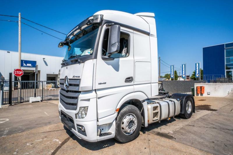 Mercedes ACTROS 1845 LS - Cabeza tractora: foto 1 Mercedes ACTROS 1845 LS - Cabeza tractora: foto 1