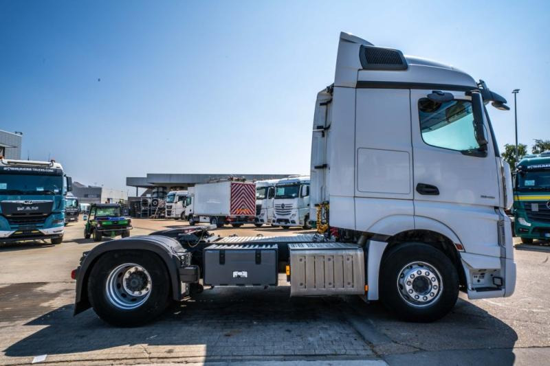 Mercedes ACTROS 1845 LS - Cabeza tractora: foto 3 Mercedes ACTROS 1845 LS - Cabeza tractora: foto 3