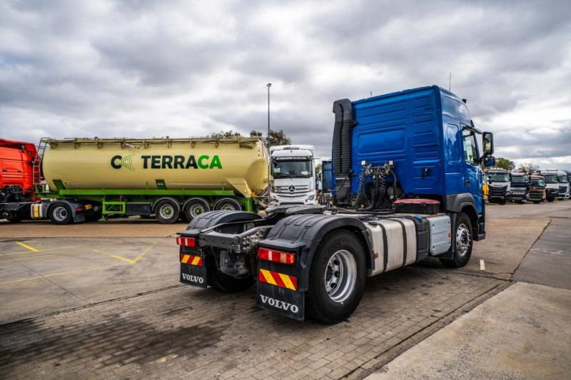 Volvo FM 420 + KIPHYDR. - Cabeza tractora: foto 4 Volvo FM 420 + KIPHYDR. - Cabeza tractora: foto 4