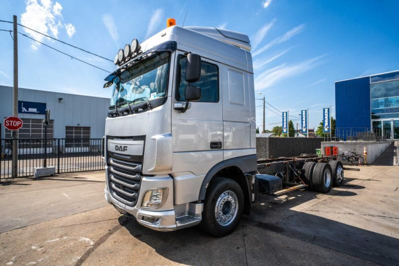 DAF XF 510 - Camión chasis: foto 1 DAF XF 510 - Camión chasis: foto 1