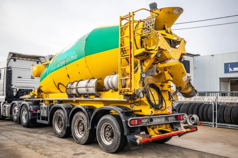 DE BUF BETON MIXER/MALAXEUR/MISCHER 12M3 - Semirremolque hormigonera: foto 4 DE BUF BETON MIXER/MALAXEUR/MISCHER 12M3 - Semirremolque hormigonera: foto 4