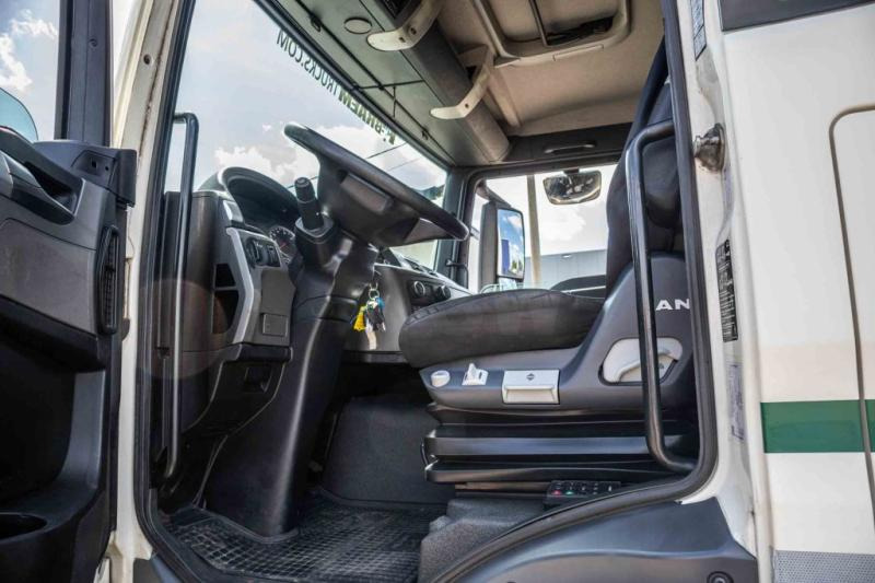 MAN TGS 18.320 BL -CARRIER 850-Vlees/Meat/Viande/Fleisch - Camión frigorífico: foto 5 MAN TGS 18.320 BL -CARRIER 850-Vlees/Meat/Viande/Fleisch - Camión frigorífico: foto 5