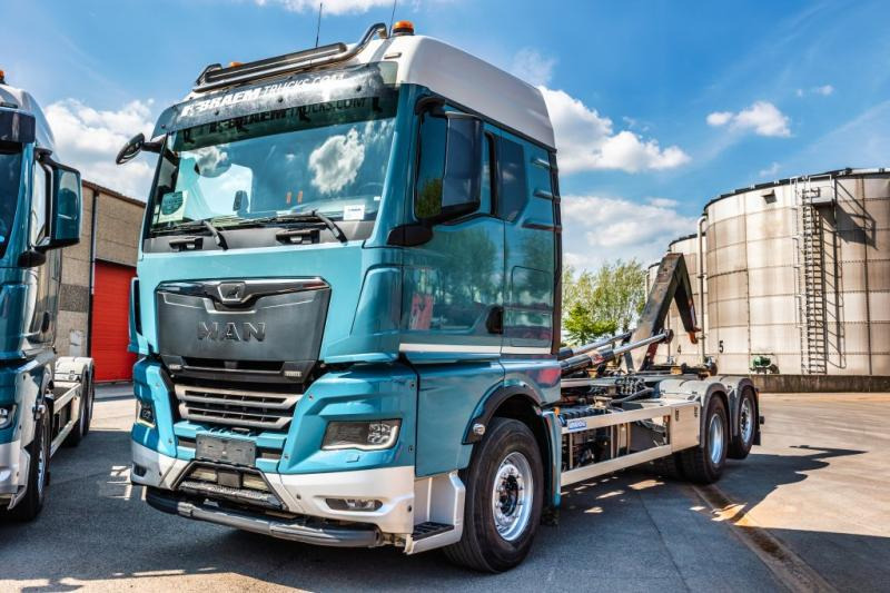 MAN TGX 26.470 6X2-4 LL +AJK - Camión multibasculante: foto 1 MAN TGX 26.470 6X2-4 LL +AJK - Camión multibasculante: foto 1