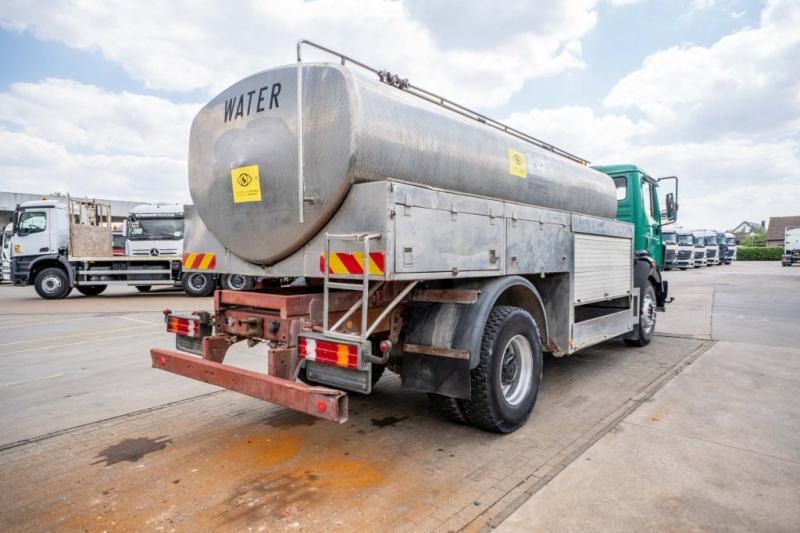 Mercedes SK 1831 L - WATER/EAU-11.500 L/3 Comp. - Camión cisterna: foto 4 Mercedes SK 1831 L - WATER/EAU-11.500 L/3 Comp. - Camión cisterna: foto 4
