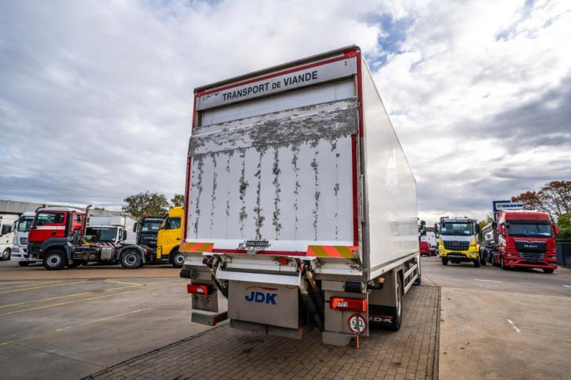 Leasing de Scania P320 - THERMOKING T-1000R Scania P320 - THERMOKING T-1000R: foto 8 Leasing de Scania P320 - THERMOKING T-1000R Scania P320 - THERMOKING T-1000R: foto 8