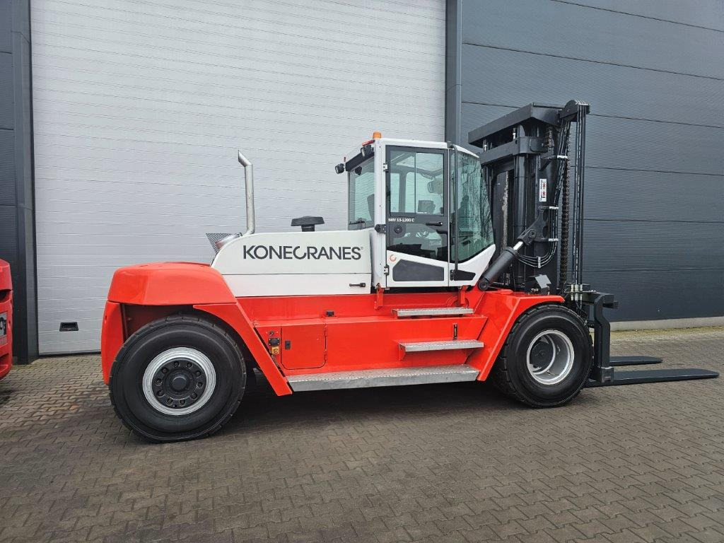 Konecranes SMV15-1200C - Carretilla elevadora diésel: foto 3 Konecranes SMV15-1200C - Carretilla elevadora diésel: foto 3