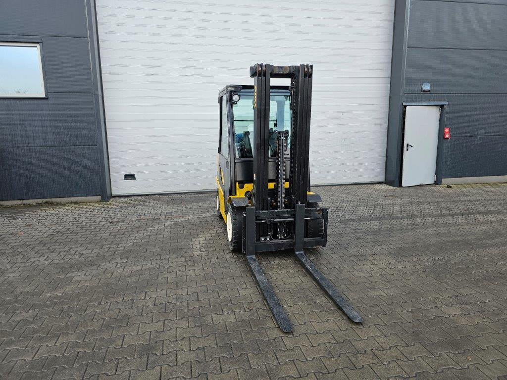 Yale GLP30VX - TRIPLEX - Carretilla elevadora: foto 4 Yale GLP30VX - TRIPLEX - Carretilla elevadora: foto 4