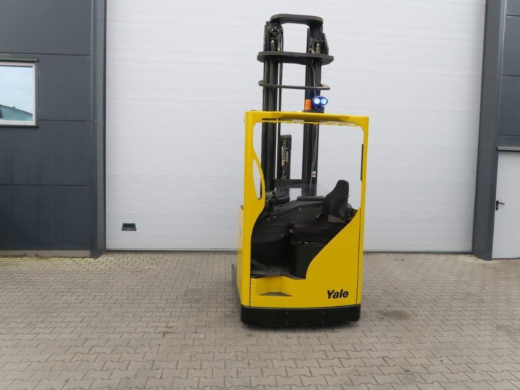 Yale MR14H - TRIPLEX - Retráctil: foto 4 Yale MR14H - TRIPLEX - Retráctil: foto 4