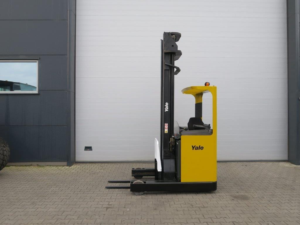 Yale MR14H - TRIPLEX - Retráctil: foto 1 Yale MR14H - TRIPLEX - Retráctil: foto 1