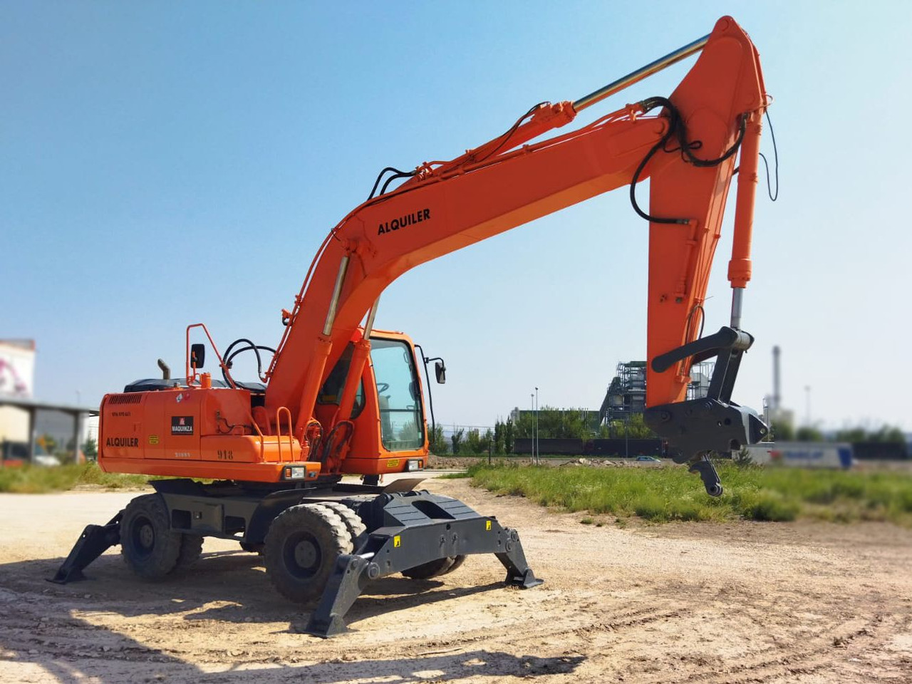 DAEWOO 210 W-V M4E (LOC) - Excavadora de ruedas: foto 4 DAEWOO 210 W-V M4E (LOC) - Excavadora de ruedas: foto 4