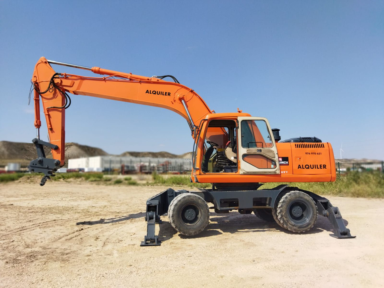 DAEWOO 210 W-V M4E (LOC) - Excavadora de ruedas: foto 3 DAEWOO 210 W-V M4E (LOC) - Excavadora de ruedas: foto 3