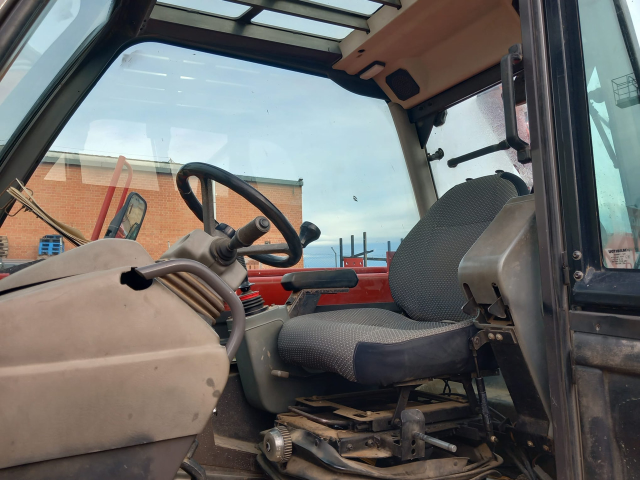 Manipulador telescópico MANITOU MRT1742: foto 10