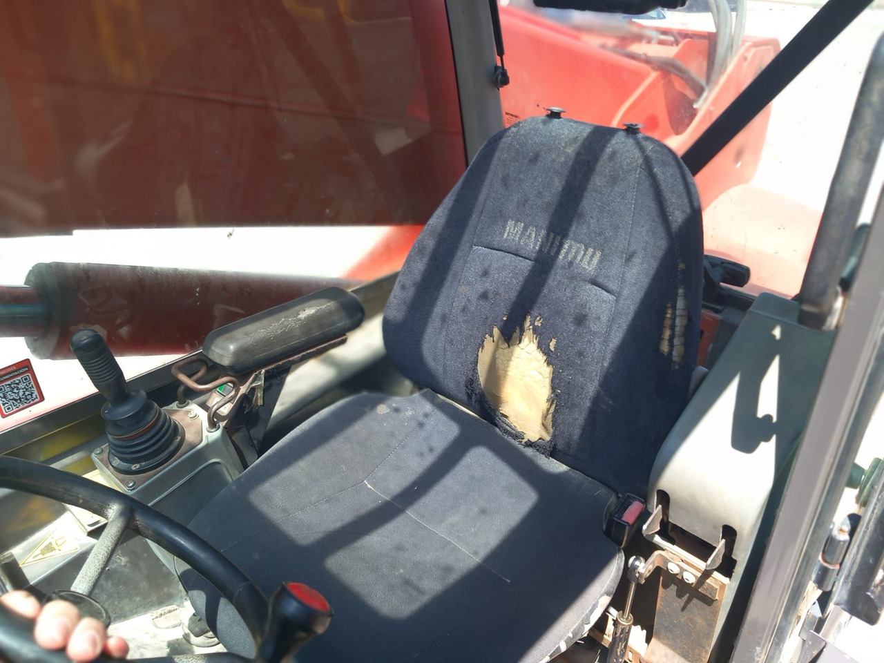 Manipulador telescópico MANITOU MRT1742: foto 15