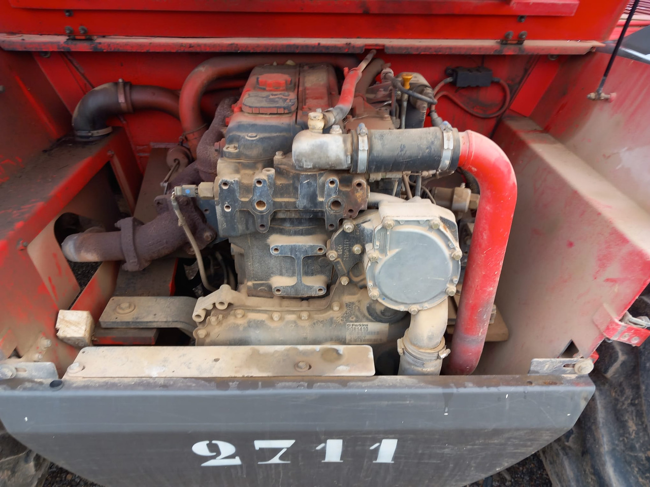 Manipulador telescópico MANITOU MRT1742: foto 8