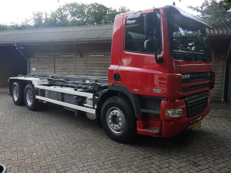 DAF CF 85 410 Euro 5 / Manual / Blad-Lucht / Boogie - Liftas / HTS Kabel / 9 T vooras / Airco - Camión con equipo de cable: foto 2 DAF CF 85 410 Euro 5 / Manual / Blad-Lucht / Boogie - Liftas / HTS Kabel / 9 T vooras / Airco - Camión con equipo de cable: foto 2