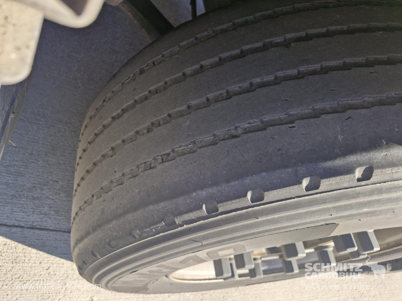 SCHMITZ Reefer Multitemp - Semirremolque isotérmico: foto 3 SCHMITZ Reefer Multitemp - Semirremolque isotérmico: foto 3