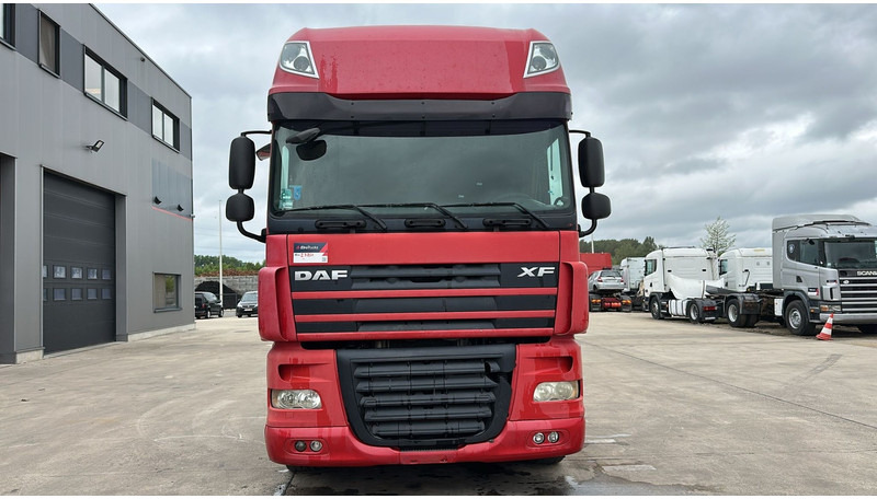 DAF 105 XF 460 (BOITE MANUELLE / MANUAL GEARBOX / TRES PROPRE) - Cabeza tractora: foto 2 DAF 105 XF 460 (BOITE MANUELLE / MANUAL GEARBOX / TRES PROPRE) - Cabeza tractora: foto 2