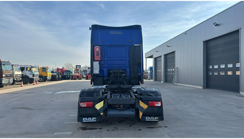 DAF 106 XF 460 (TRES PROPRE / EURO 6 / SUPER SPACE CAB) - Cabeza tractora: foto 4 DAF 106 XF 460 (TRES PROPRE / EURO 6 / SUPER SPACE CAB) - Cabeza tractora: foto 4