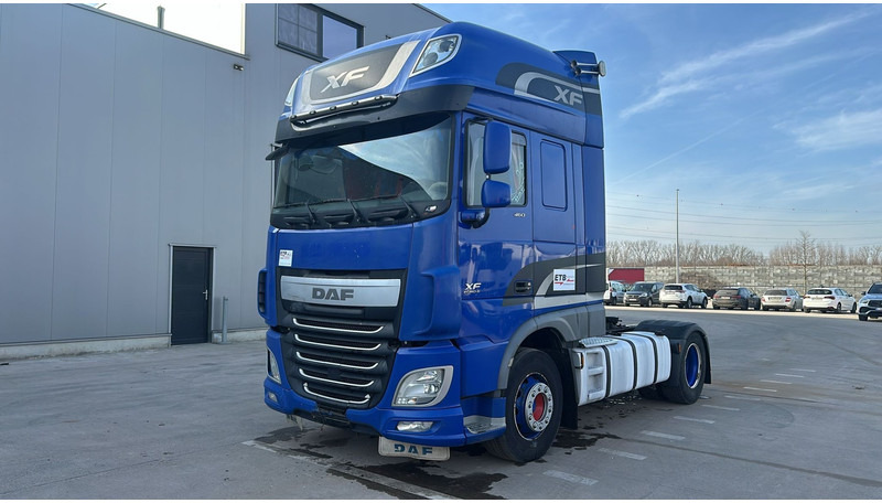 DAF 106 XF 460 (TRES PROPRE / EURO 6 / SUPER SPACE CAB) - Cabeza tractora: foto 1 DAF 106 XF 460 (TRES PROPRE / EURO 6 / SUPER SPACE CAB) - Cabeza tractora: foto 1