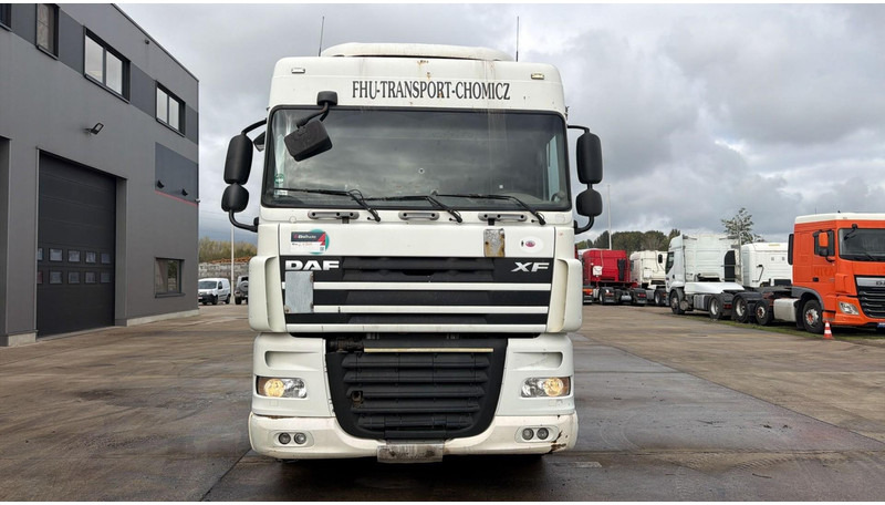 DAF XF 105.410 (BOITE MANUELLE / MANUAL GEARBOX) - Cabeza tractora: foto 4 DAF XF 105.410 (BOITE MANUELLE / MANUAL GEARBOX) - Cabeza tractora: foto 4