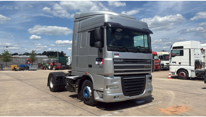 DAF XF 105.460 (TOP CONDITION / CLEAN / PROPRE / EURO 5) - Cabeza tractora: foto 3 DAF XF 105.460 (TOP CONDITION / CLEAN / PROPRE / EURO 5) - Cabeza tractora: foto 3
