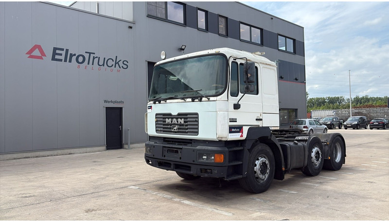 MAN 25.403 (6X2 / 6 CYLINDER / EURO 2 / MANUAL GEARBOX / 8 TYRES) - Cabeza tractora: foto 1 MAN 25.403 (6X2 / 6 CYLINDER / EURO 2 / MANUAL GEARBOX / 8 TYRES) - Cabeza tractora: foto 1