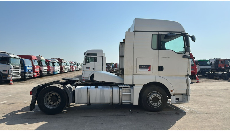 MAN TGA 18.430 (BOITE MANUELLE / MANUAL GEARBOX) - Cabeza tractora: foto 5 MAN TGA 18.430 (BOITE MANUELLE / MANUAL GEARBOX) - Cabeza tractora: foto 5