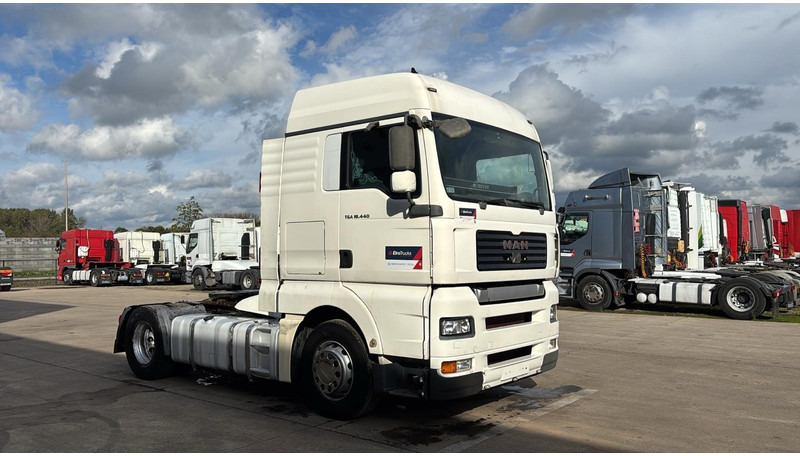 MAN TGA 18.440 (BOITE MANUELLE / MANUAL GEARBOX) - Cabeza tractora: foto 3 MAN TGA 18.440 (BOITE MANUELLE / MANUAL GEARBOX) - Cabeza tractora: foto 3