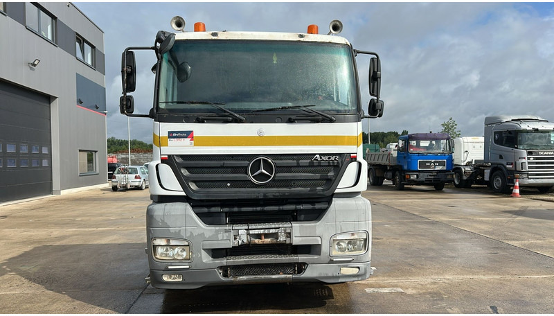 Mercedes-Benz Axor 1836 (845.000 km / GOOD CONDITION / BON ETAT) - Cabeza tractora: foto 2 Mercedes-Benz Axor 1836 (845.000 km / GOOD CONDITION / BON ETAT) - Cabeza tractora: foto 2